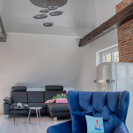 Frau Apartment *